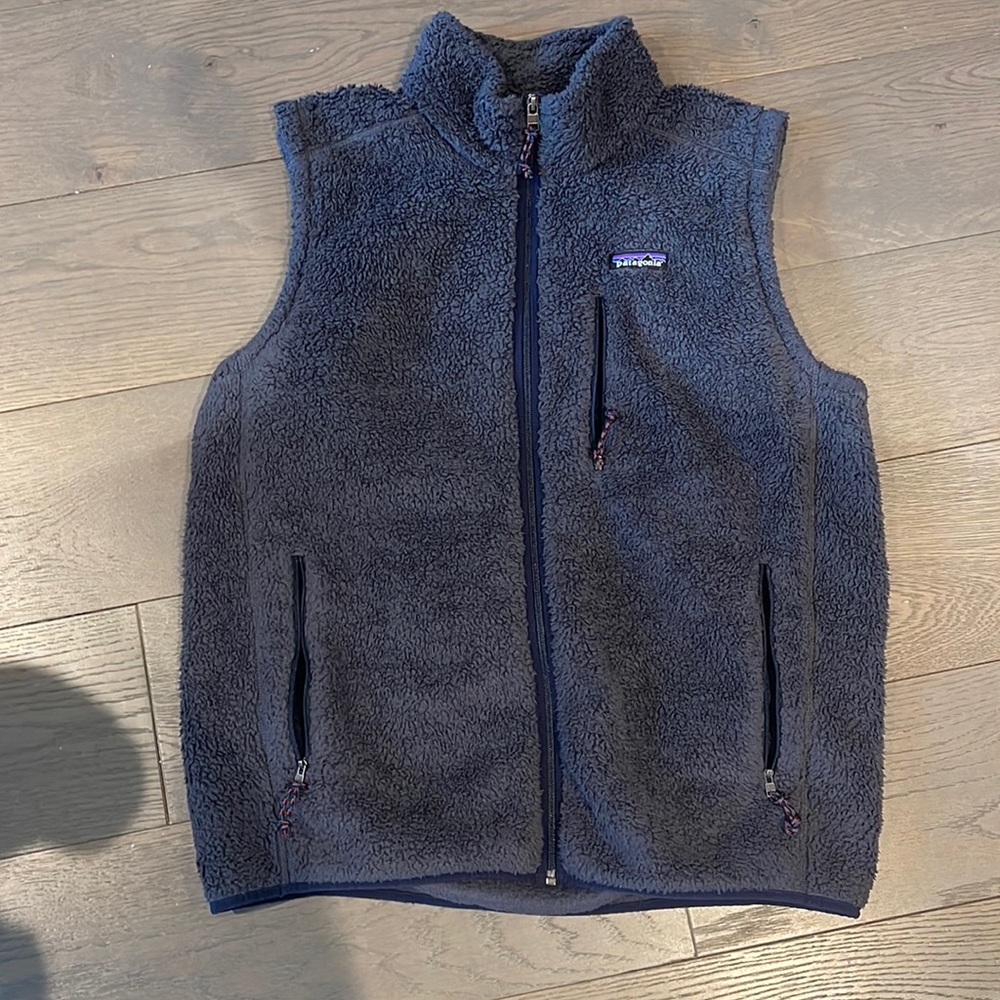 Patagonia Men’s Los Gatos vest size L dark blue excellent condition
